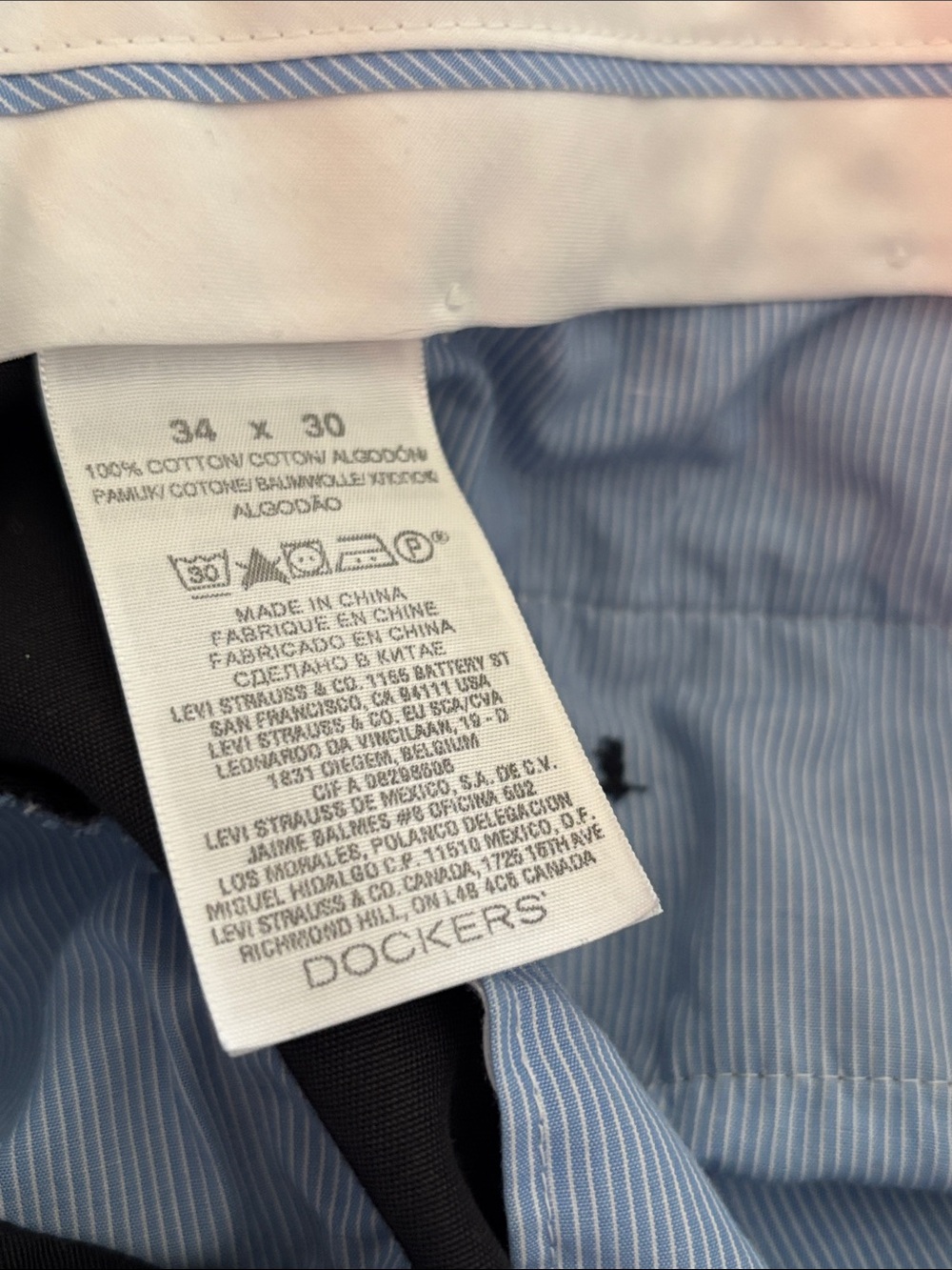 Dockers Men's Chinos in Navy and Khaki - Picture 9 of 10